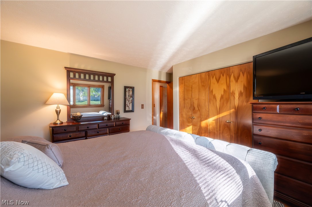 2850 Vollmer Drive Austintown OH 44511