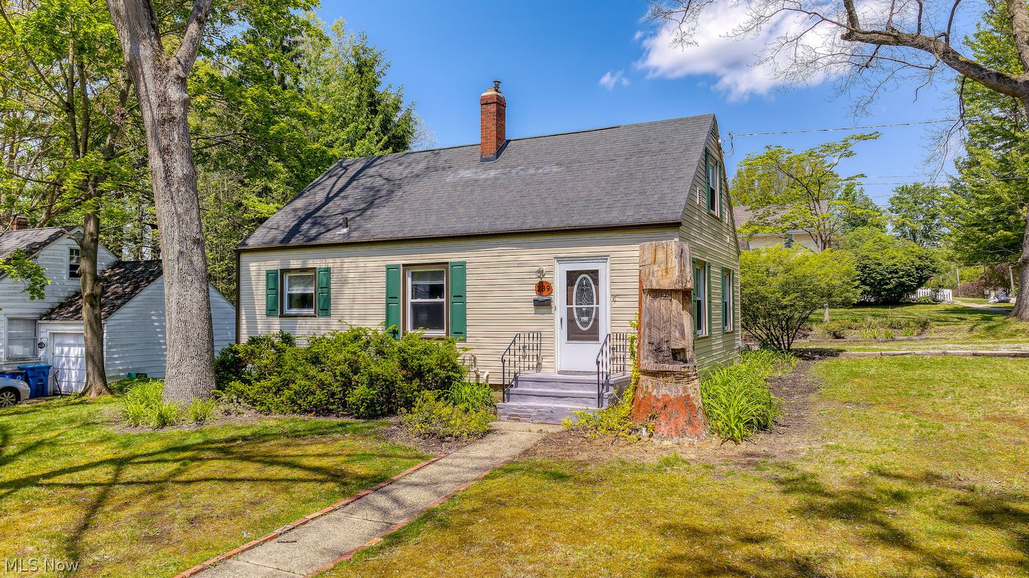 239 E Oak Street Kent OH 44240