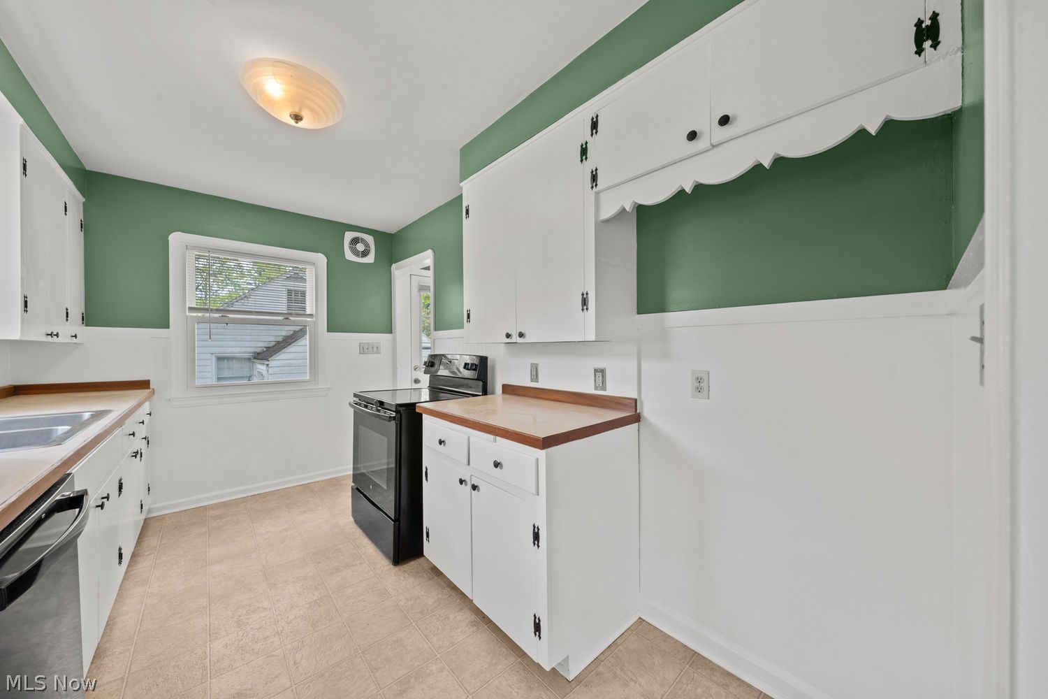 239 E Oak Street Kent OH 44240