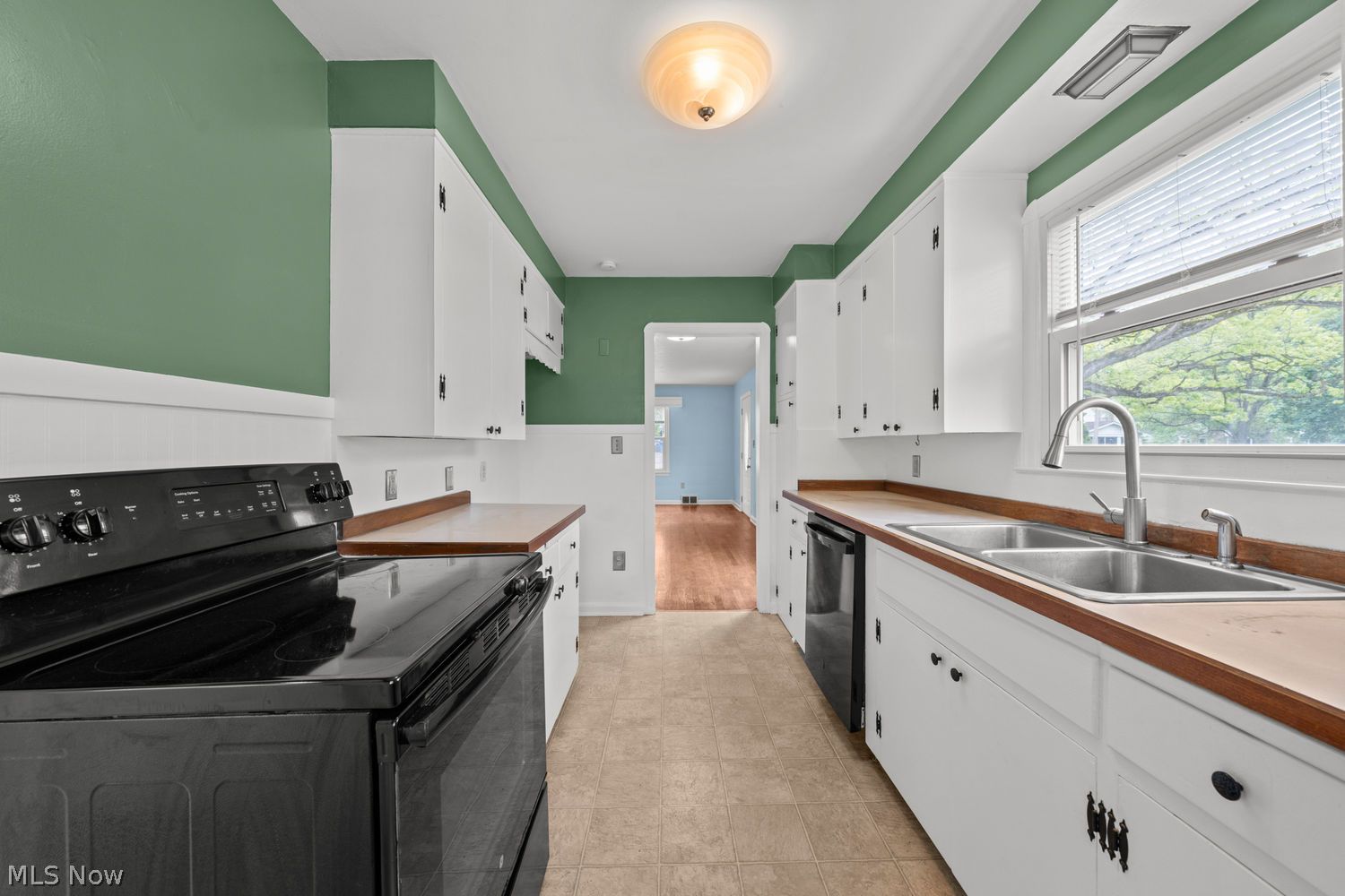 239 E Oak Street Kent OH 44240