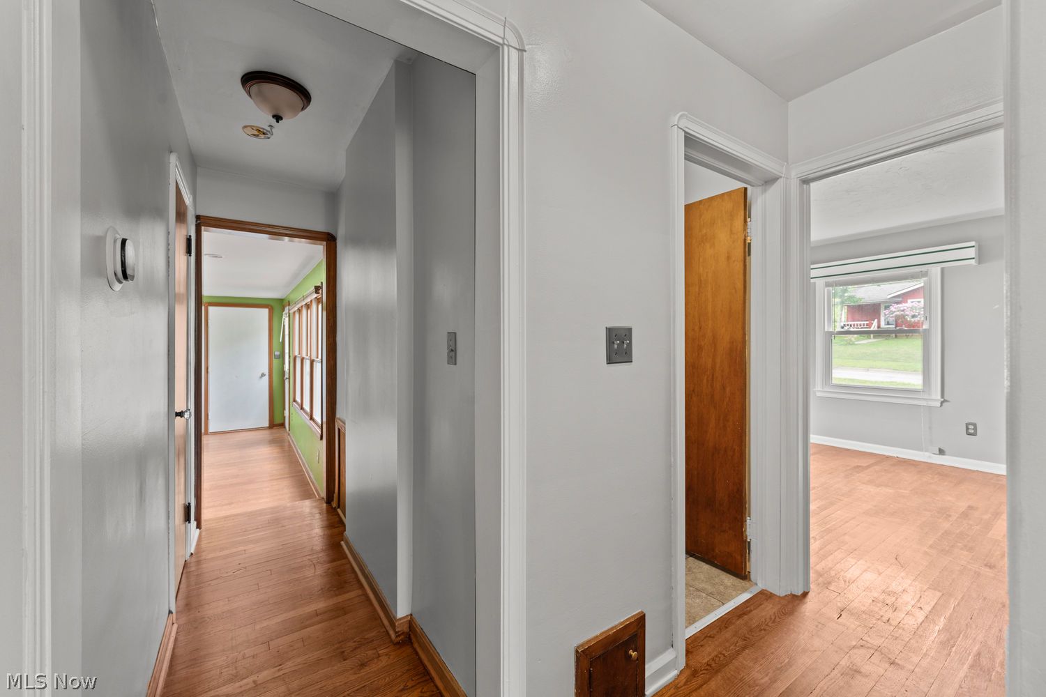 239 E Oak Street Kent OH 44240