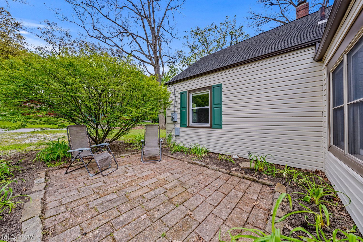 239 E Oak Street Kent OH 44240