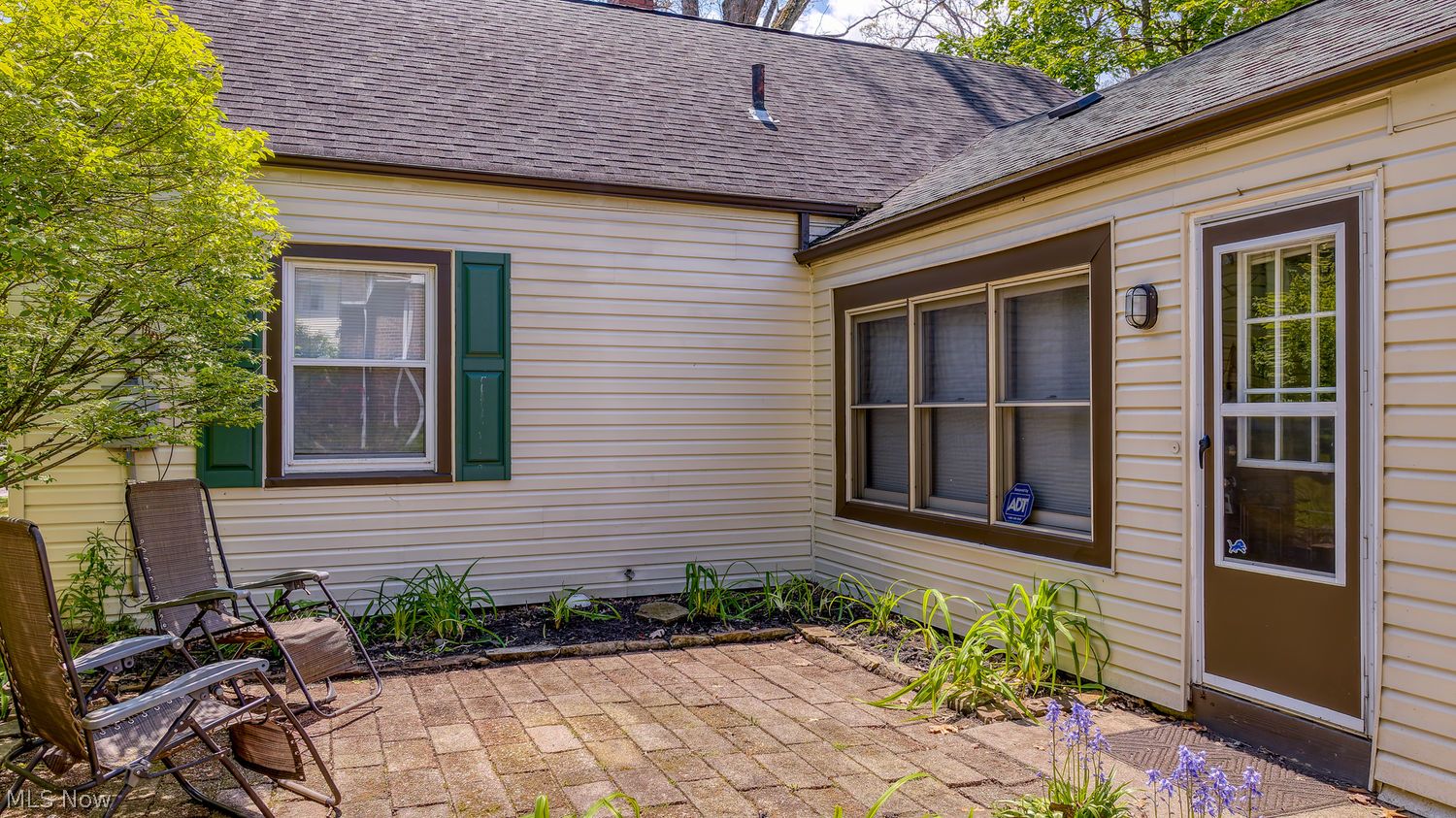 239 E Oak Street Kent OH 44240