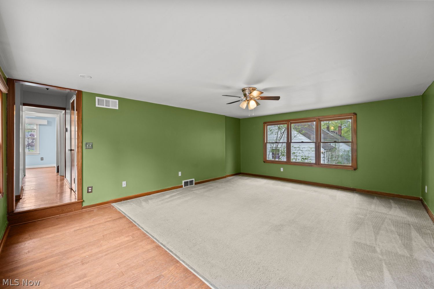 239 E Oak Street Kent OH 44240