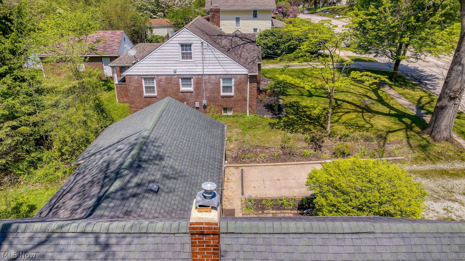 239 E Oak Street Kent OH 44240