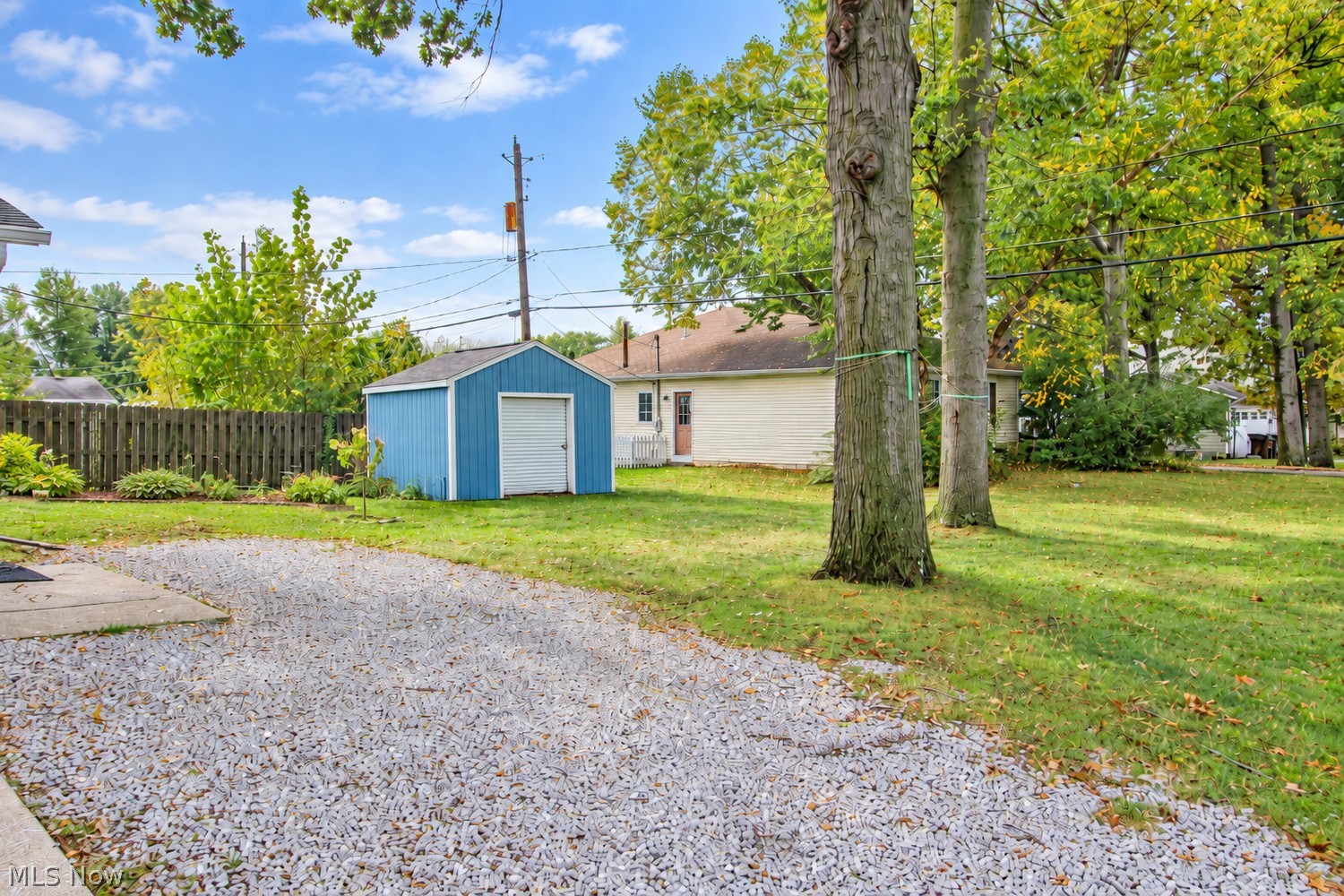 621 Cobblestone Drive Amherst OH 44001