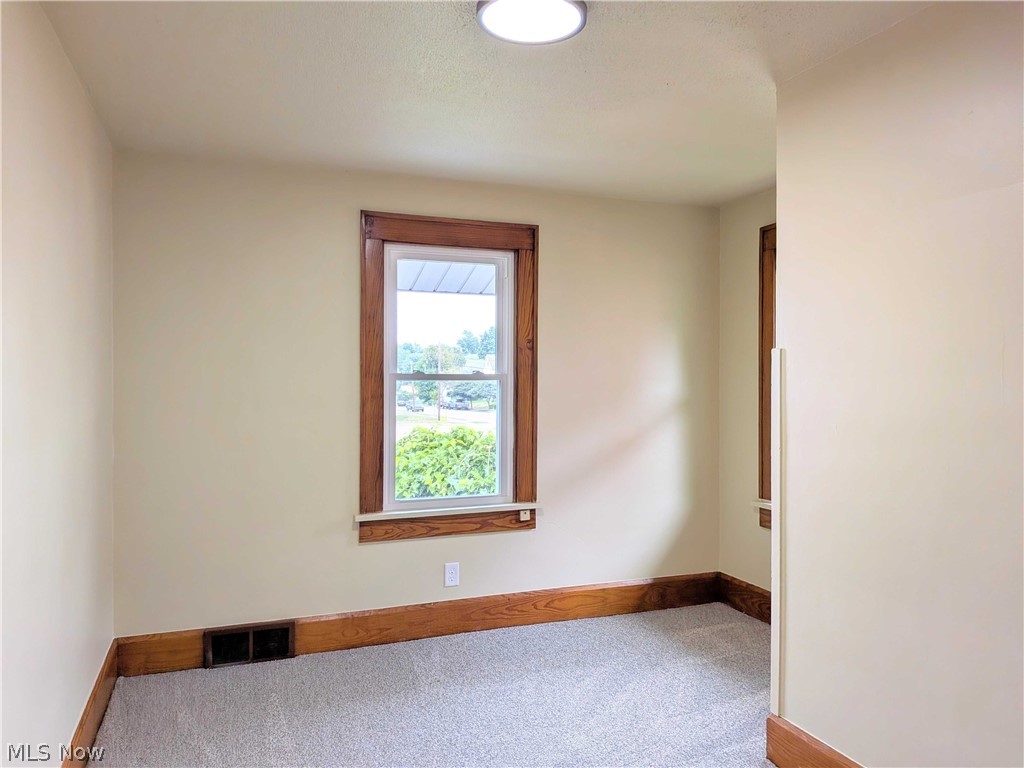 345 Wabash Avenue S Brewster OH 44613