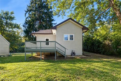 2415 Goodenough Avenue Akron OH 44320