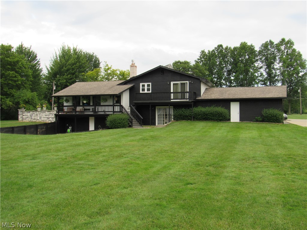 890 Bristol Champion Townline Road NE Bristolville OH 44402