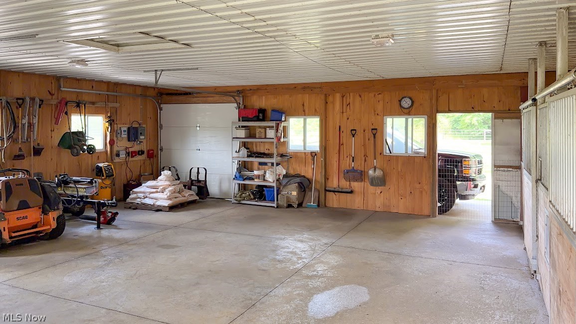 890 Bristol Champion Townline Road NE Bristolville OH 44402