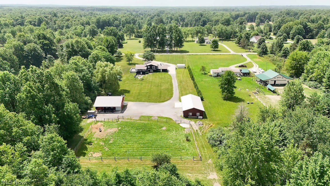 890 Bristol Champion Townline Road NE Bristolville OH 44402