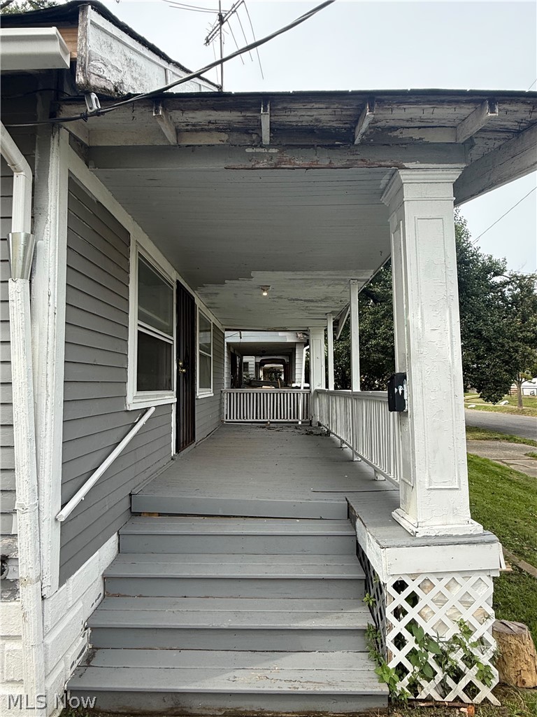 14612 Kingsford Avenue Cleveland OH 44128