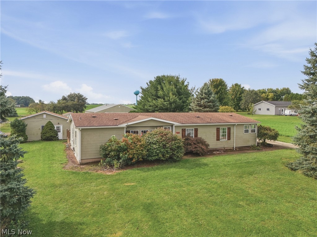 3839 E Sterling Road Creston OH 44217