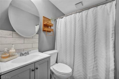 15643 Bowfin Boulevard Brook Park OH 44142