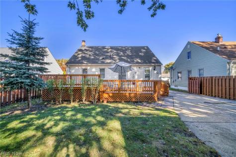 15643 Bowfin Boulevard Brook Park OH 44142