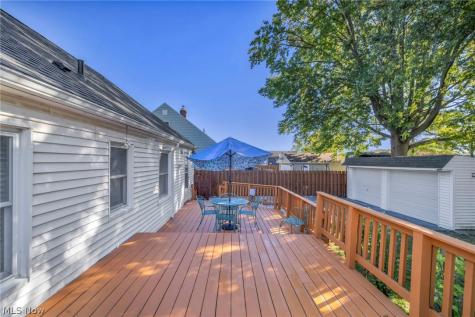 15643 Bowfin Boulevard Brook Park OH 44142