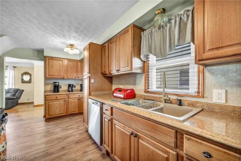 15643 Bowfin Boulevard Brook Park OH 44142