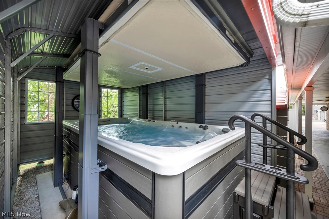 45002 Middle Ridge Road Amherst OH 44001