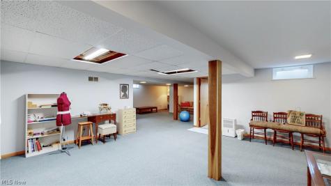 410 Chapple Hill Drive NE North Canton OH 44720