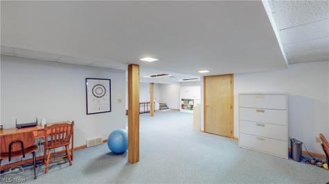 410 Chapple Hill Drive NE North Canton OH 44720