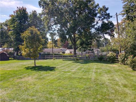 410 Chapple Hill Drive NE North Canton OH 44720