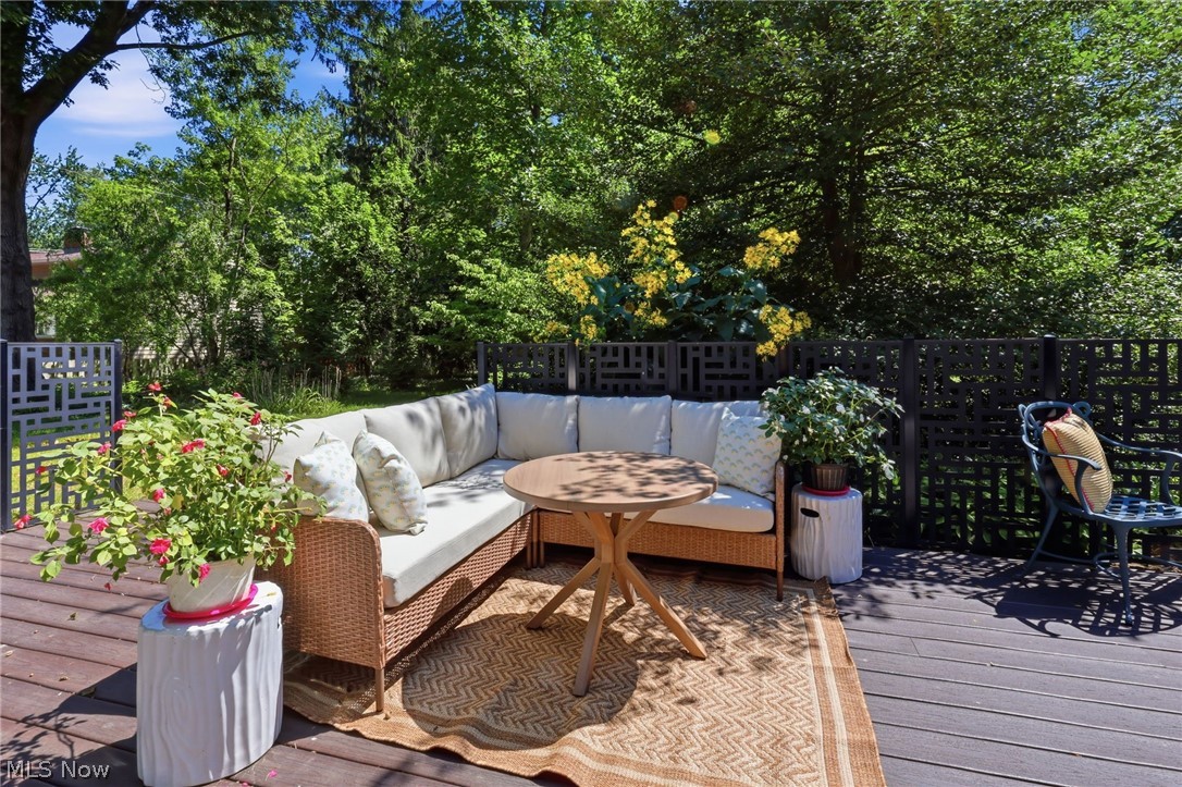 12866 Lake Shore Boulevard Bratenahl OH 44108