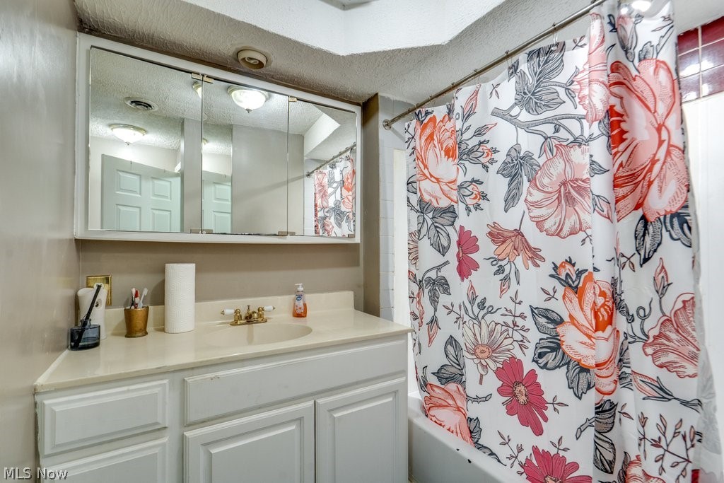 4610 West Avenue Ashtabula OH 44004