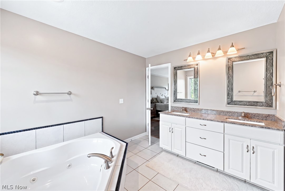 8518 Ivy Hill Drive Poland OH 44514