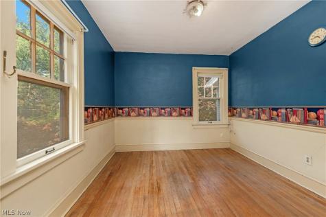 1224 Chase Avenue Lakewood OH 44107