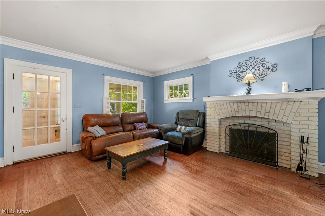 1224 Chase Avenue Lakewood OH 44107