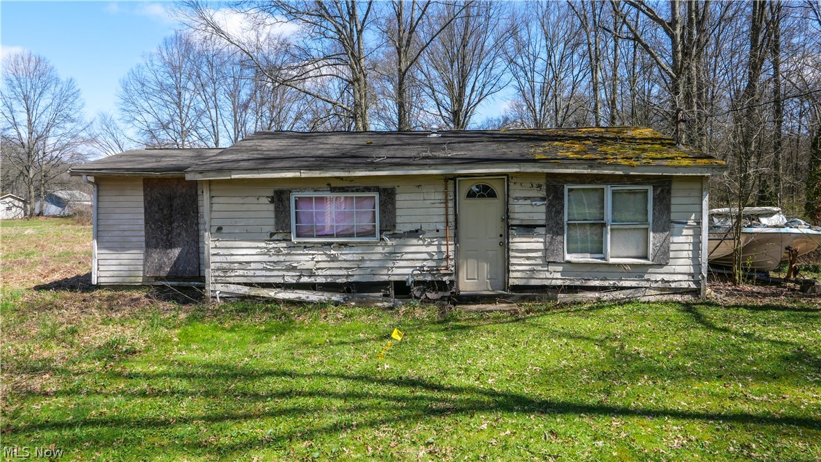 5556 Shaffer Road NW Warren OH 44481
