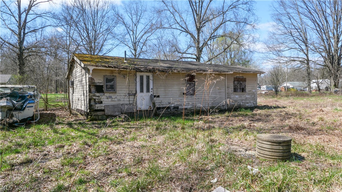 5556 Shaffer Road NW Warren OH 44481