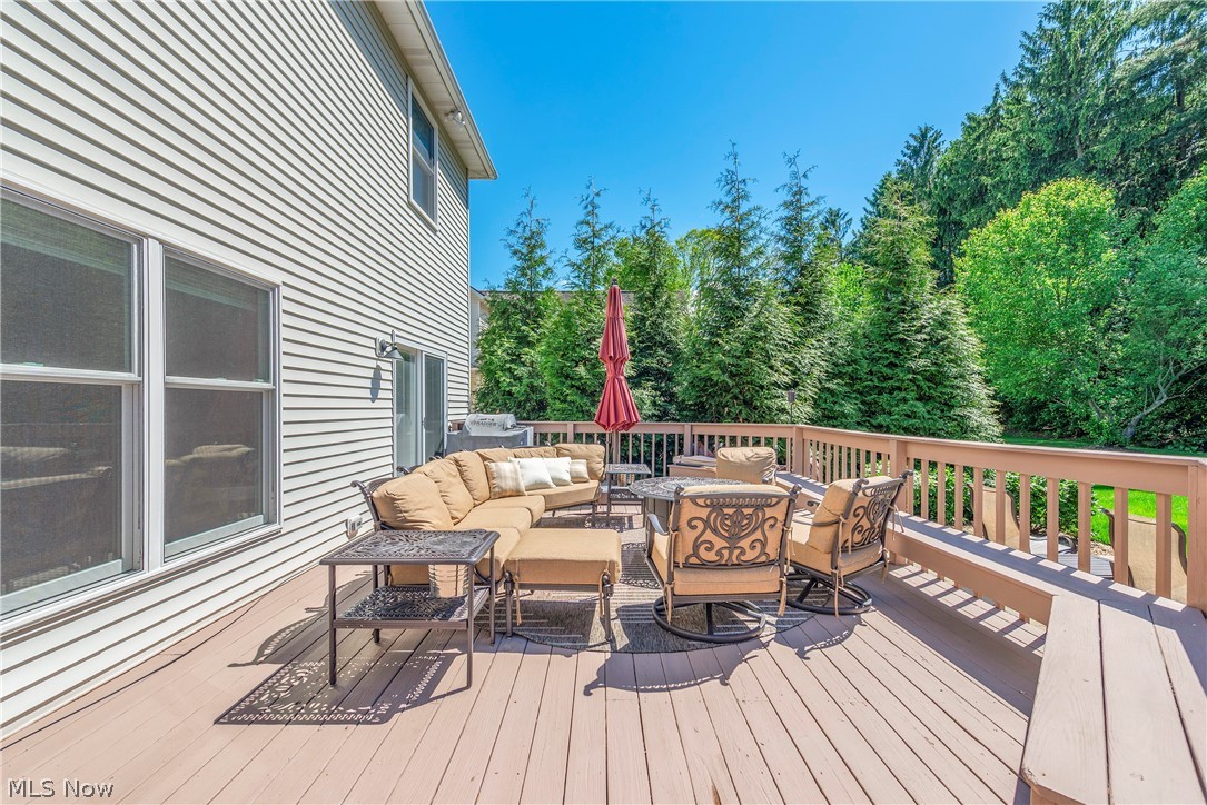 7755 Sunstone Drive Brecksville OH 44141