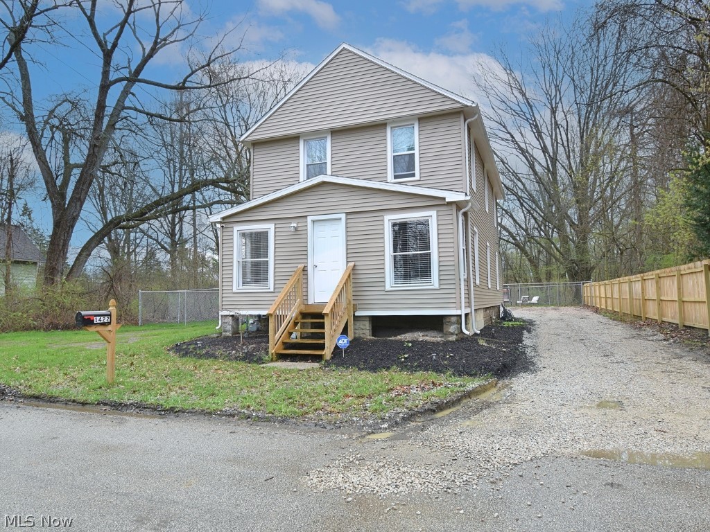 1422 W 30th Street Ashtabula OH 44004