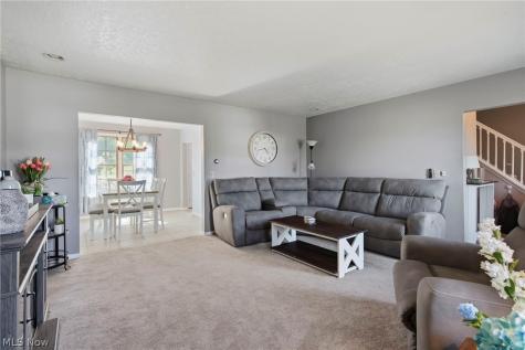 5627 Alcorn Avenue Louisville OH 44641