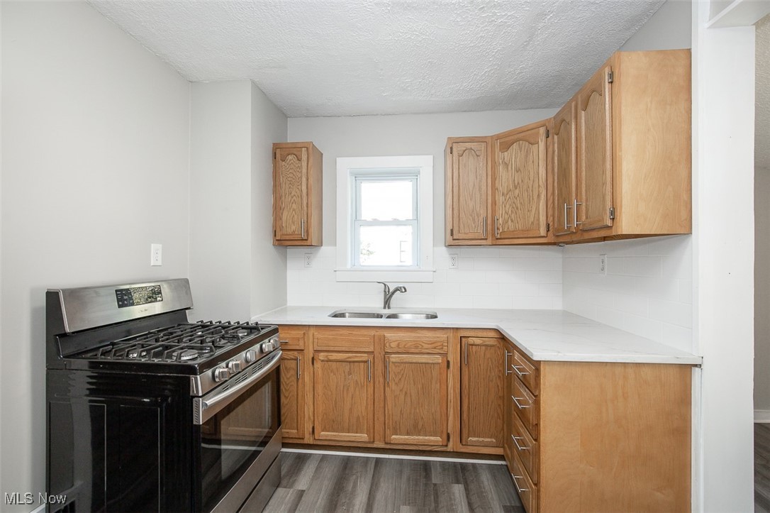 1769 Flint Avenue Akron OH 44305