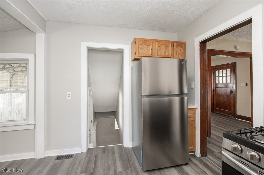 1769 Flint Avenue Akron OH 44305