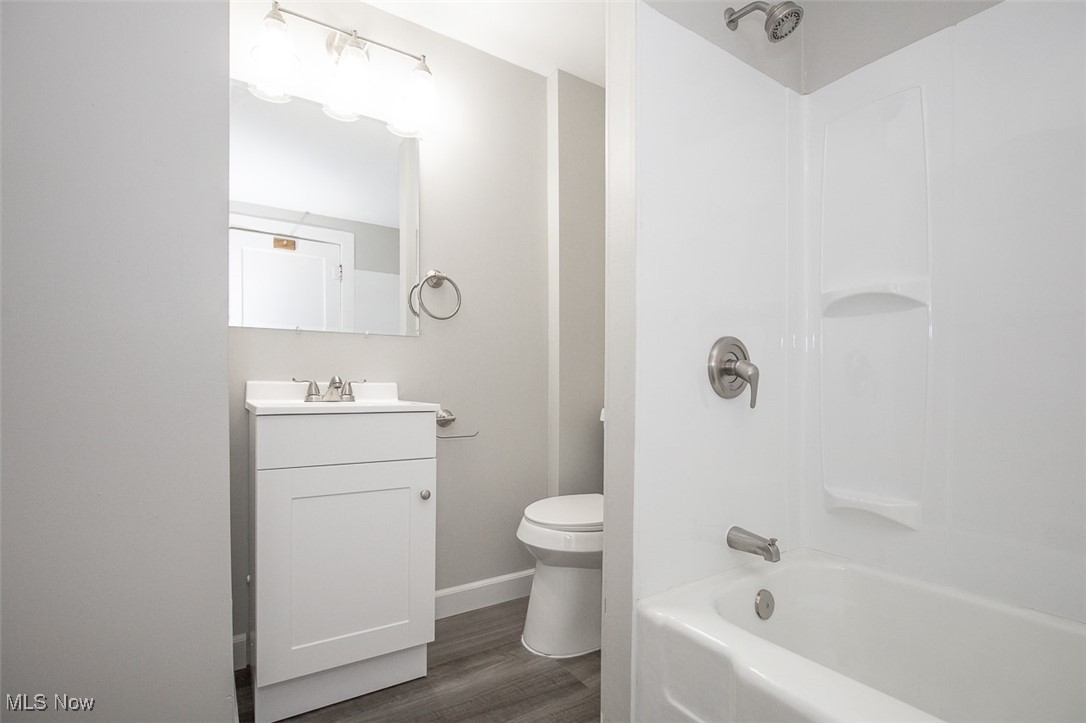 1769 Flint Avenue Akron OH 44305