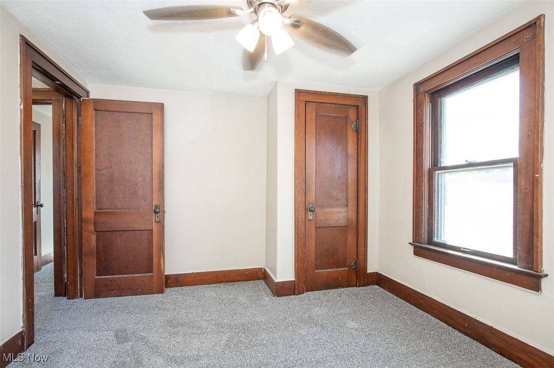 1769 Flint Avenue Akron OH 44305