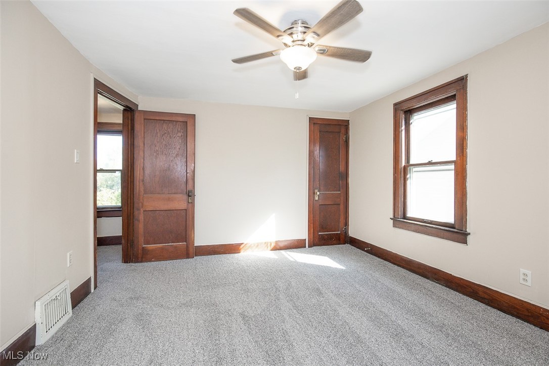 1769 Flint Avenue Akron OH 44305