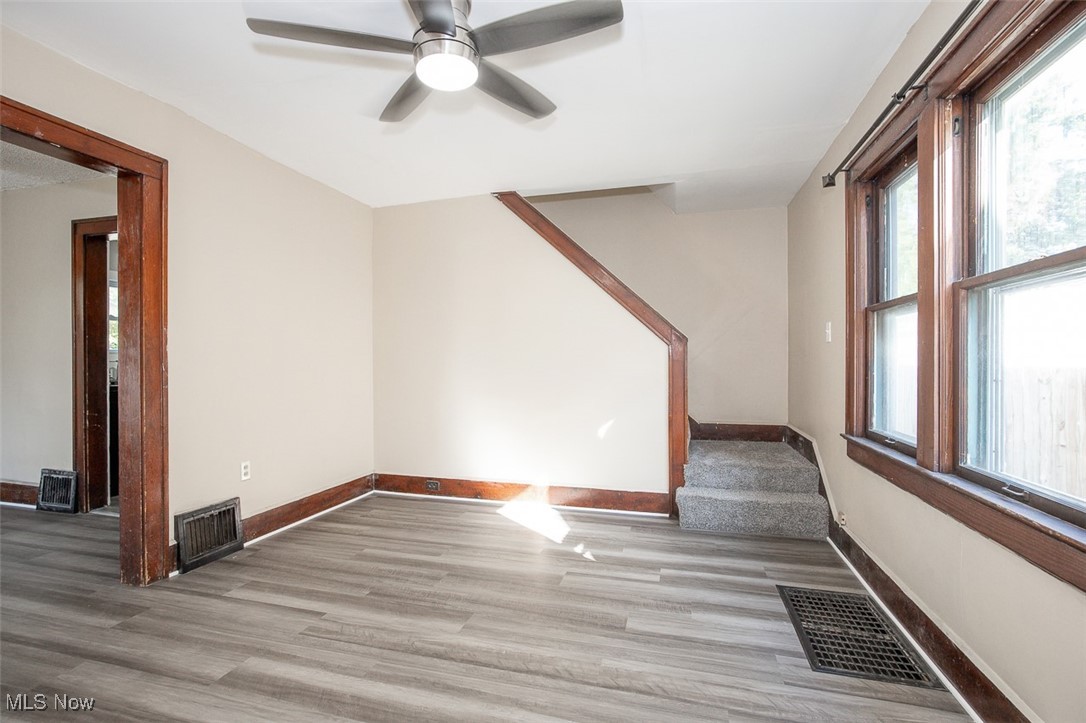 1769 Flint Avenue Akron OH 44305