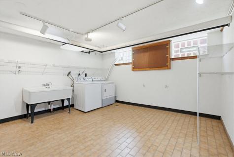 2798 Corydon Road Cleveland Heights OH 44118