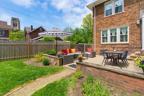 2798 Corydon Road Cleveland Heights OH 44118