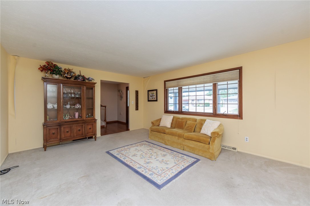 11620 Johnson Drive Parma OH 44130