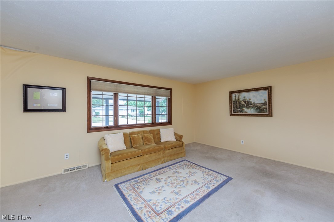 11620 Johnson Drive Parma OH 44130