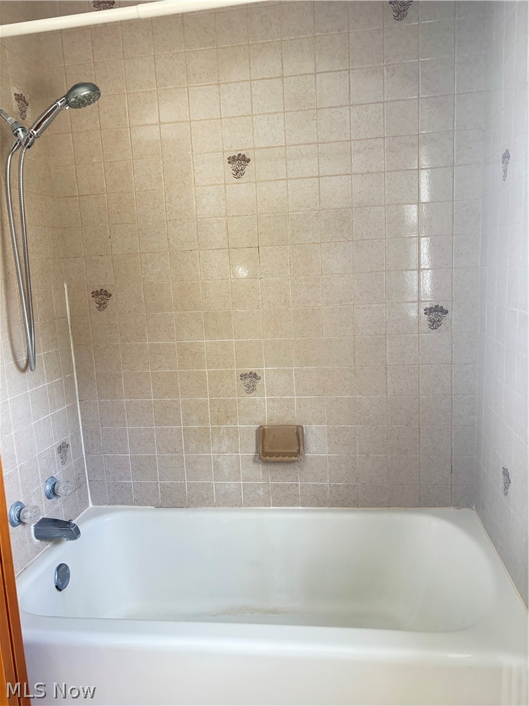 1725 Harbor Avenue Ashtabula OH 44004