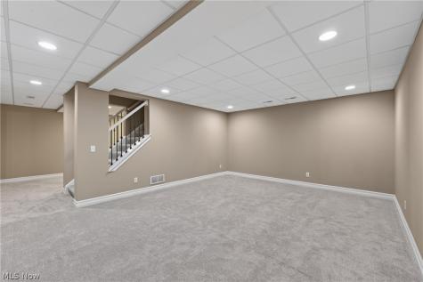 483 S Marigold Lane Kent OH 44240