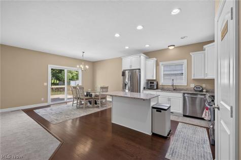 483 S Marigold Lane Kent OH 44240
