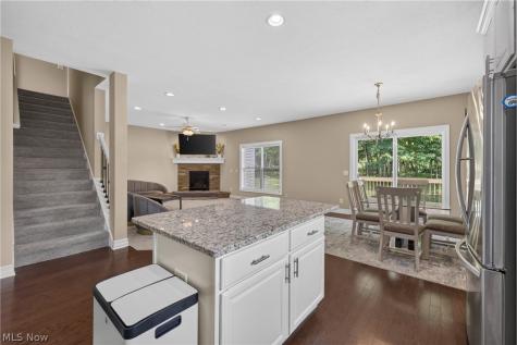 483 S Marigold Lane Kent OH 44240