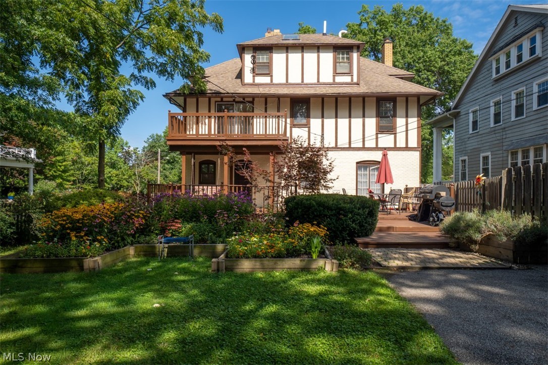 2504 Euclid Heights Boulevard Cleveland Heights OH 44106